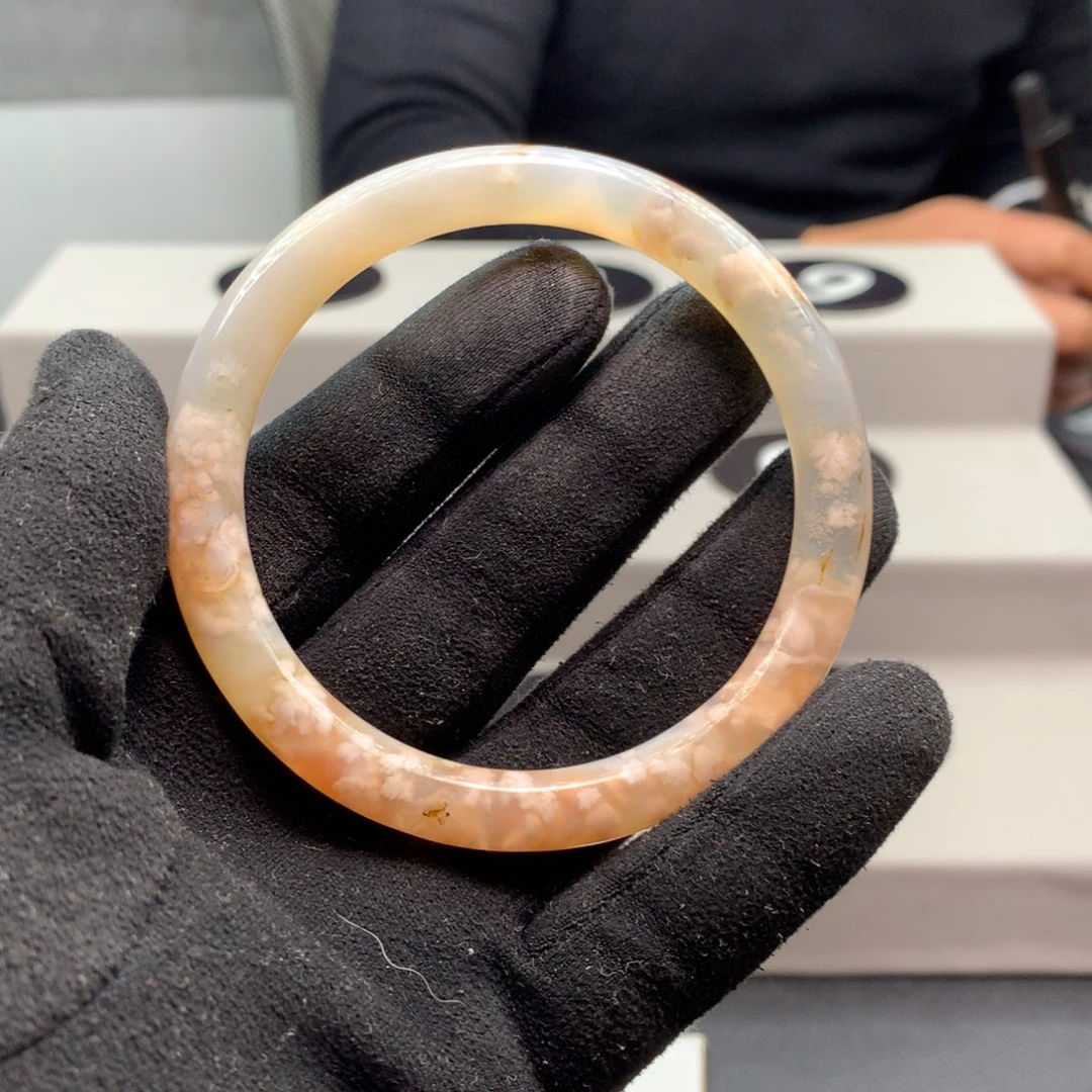 玛瑙/玉髓手镯未镶嵌?****i