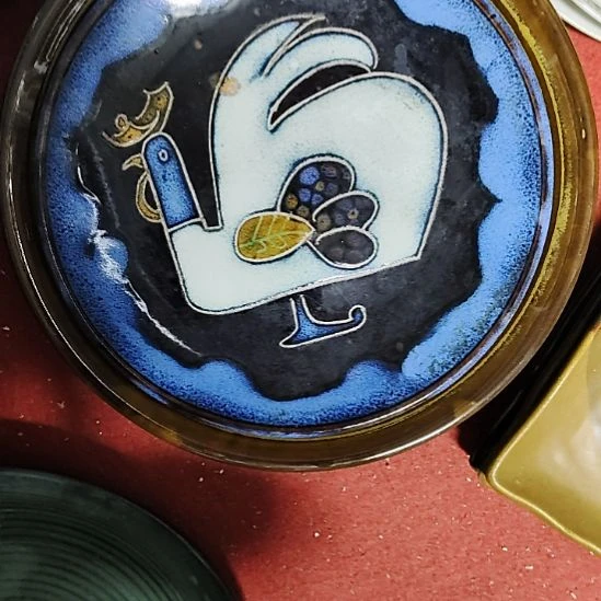 瓷片五厂，七厂各种摆件，瓷片，均有瑕疵！