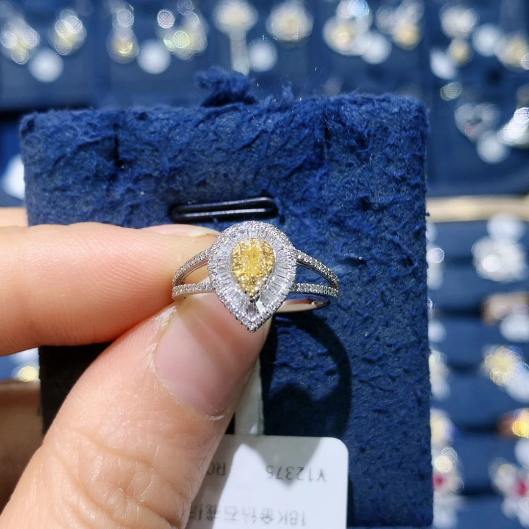 【闪购商品】钻石戒托18K金镶嵌水滴戒指