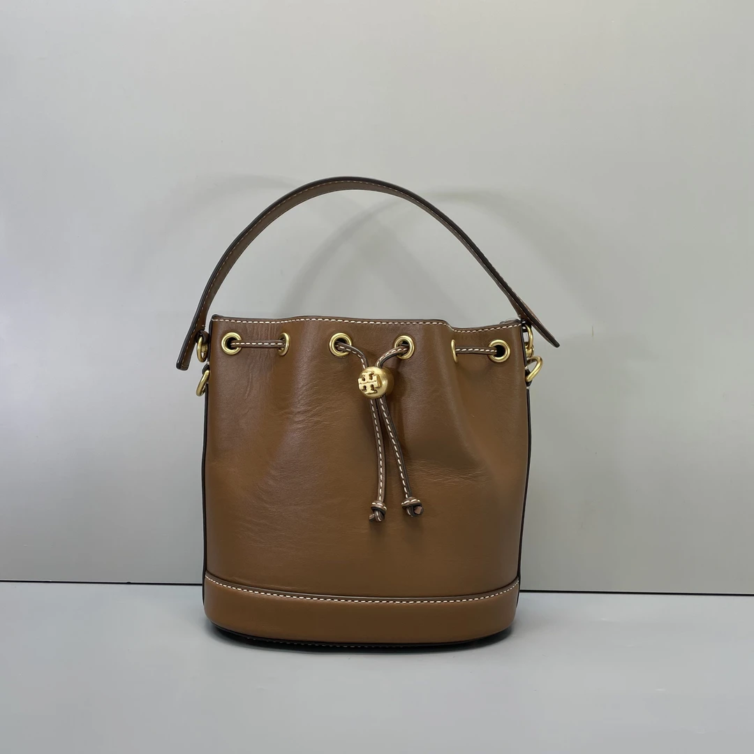 90新 TORY BURCH/汤丽柏琦 小林棕色中号水桶包21*21*12cmB011910