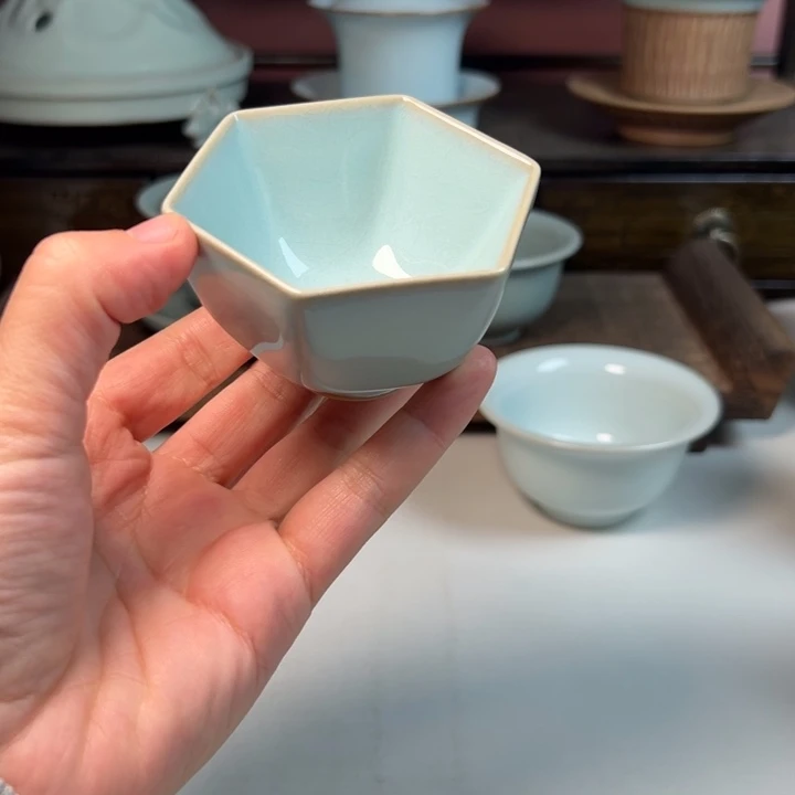 瓷片哈哈哈哈哈哈哈哈哈