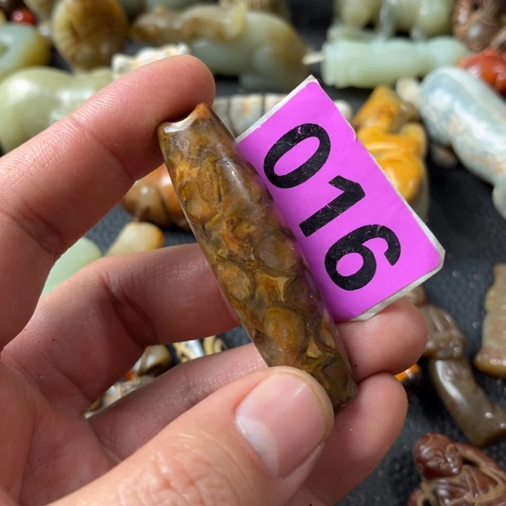 玛瑙/玉髓合金颈饰