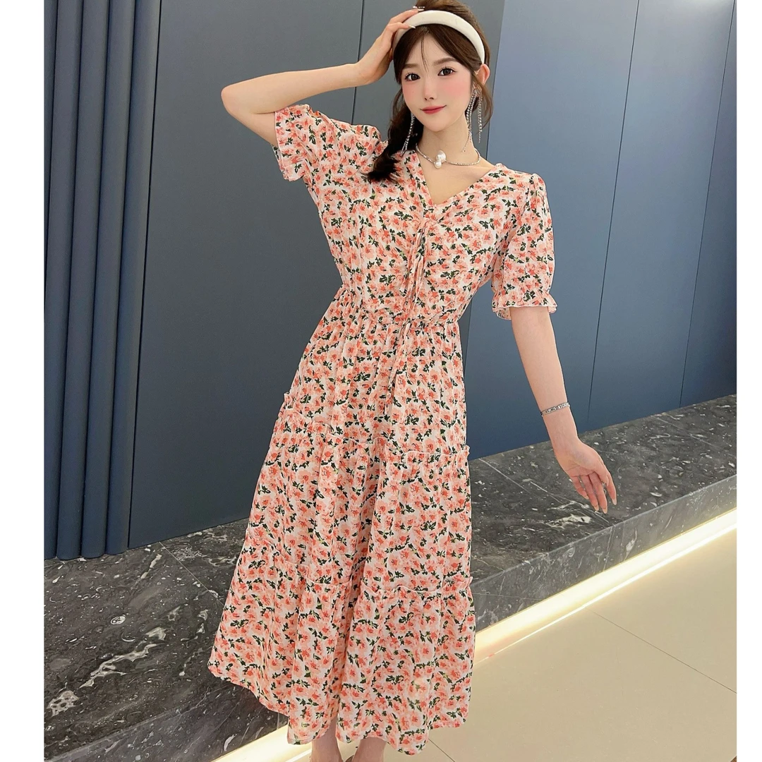 25161碎花v领连衣裙