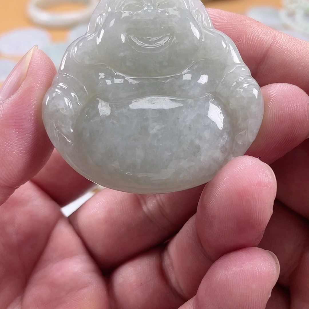 文***享翡翠未镶嵌颈饰翡翠