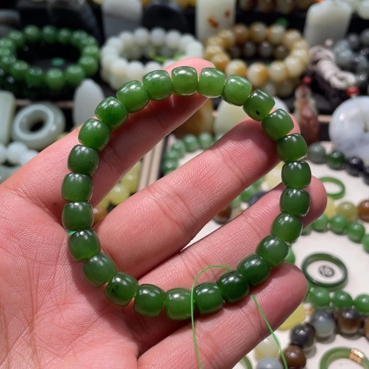 和田玉未镶嵌手串俄碧阳绿卡9