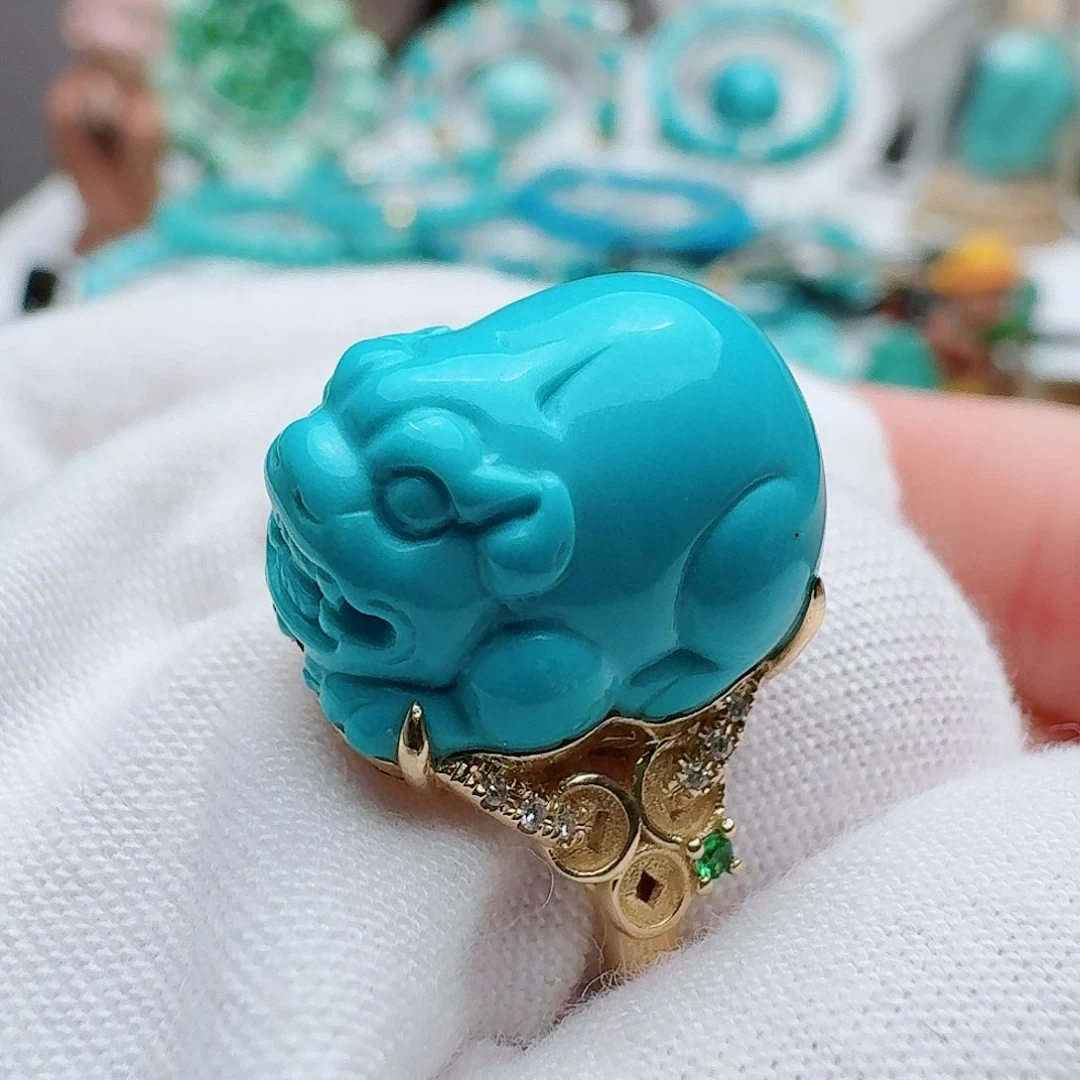 18K金镶嵌绿松石珠宝奇石