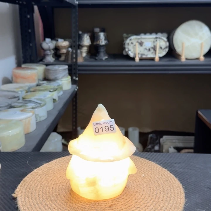 石材0195巫师帽子