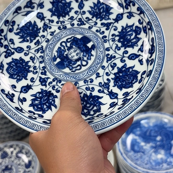 瓷片青花缠枝莲大胡乘景德镇