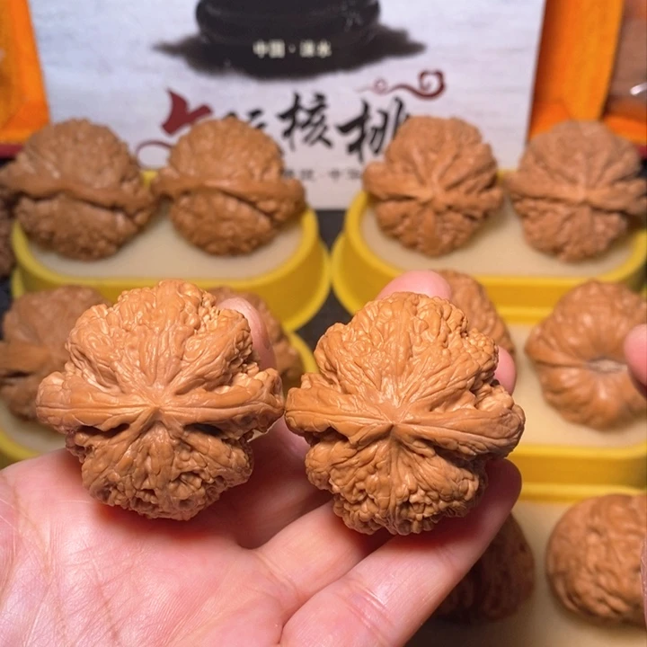 文玩核桃把件粗筋 40