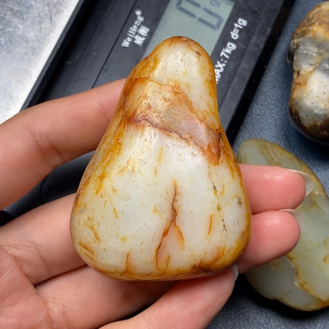 和田玉（糖玉）未镶嵌挂件