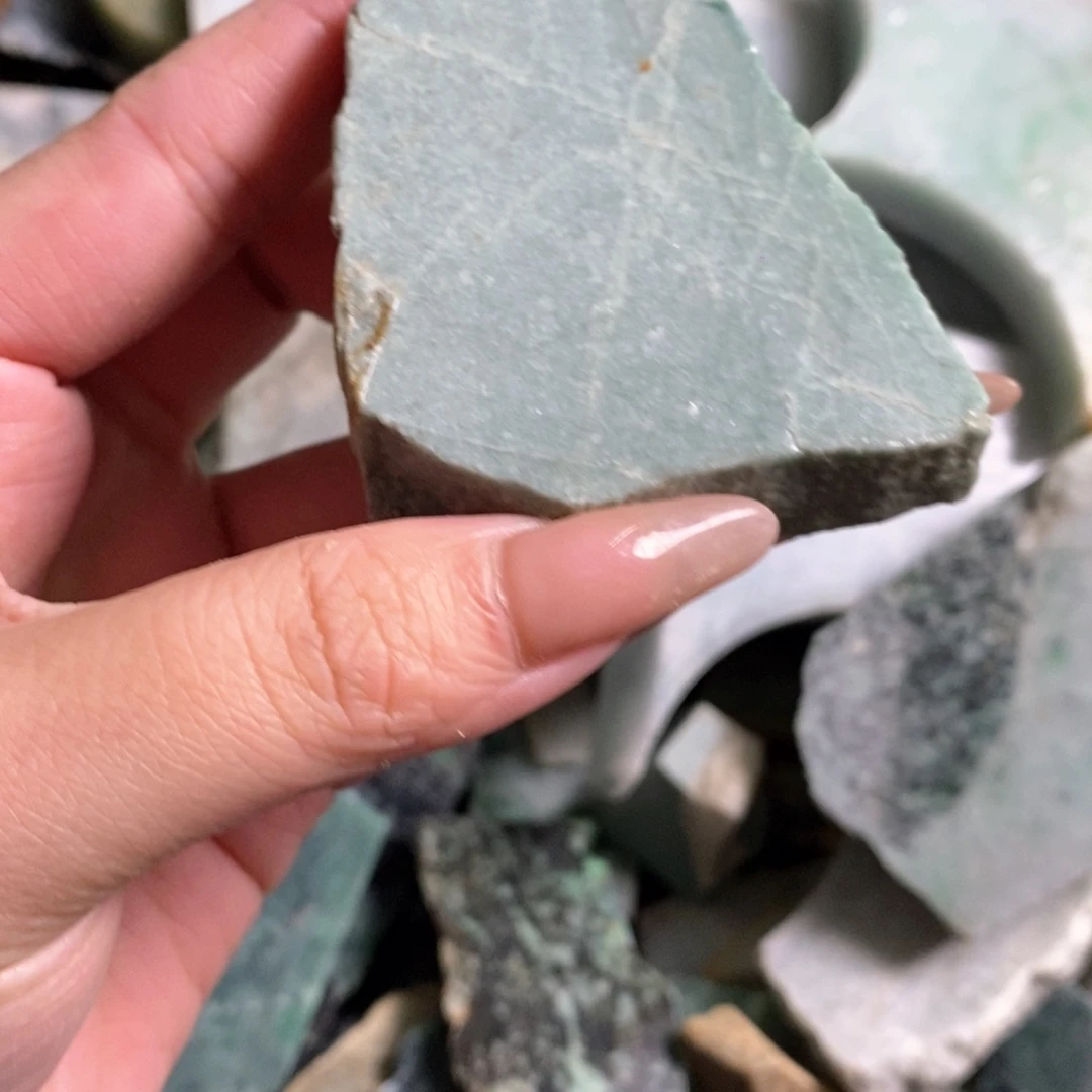 颈饰未镶嵌翡翠天然翡翠