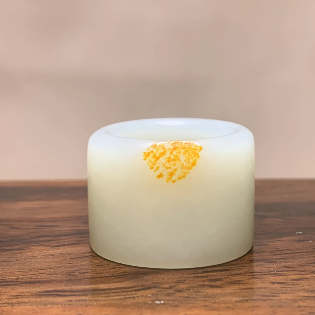 D962海川拍卖和田玉扳指