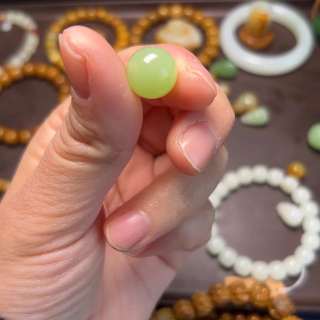 商***叔和田玉未镶嵌颈饰