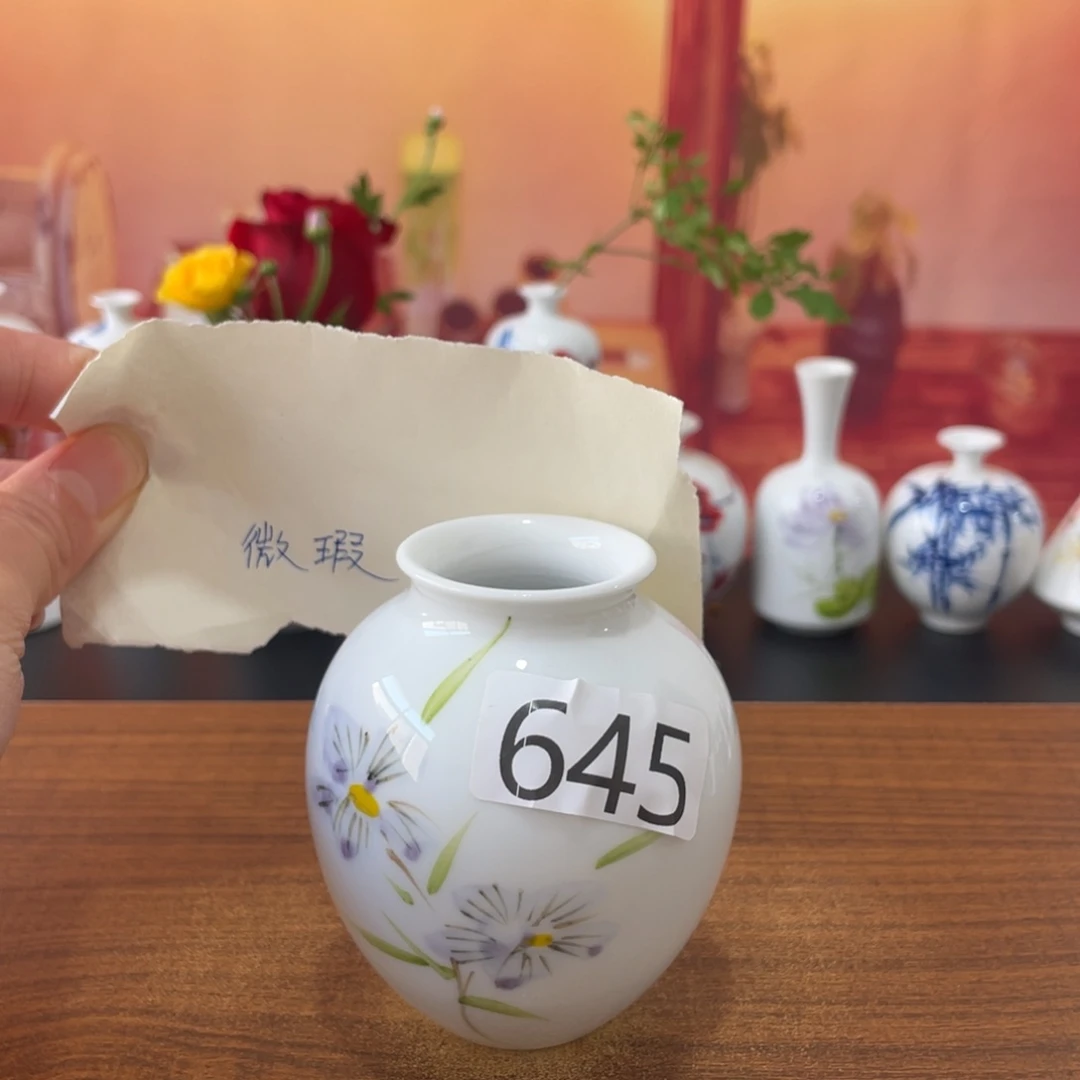 景德镇小花瓶等着你