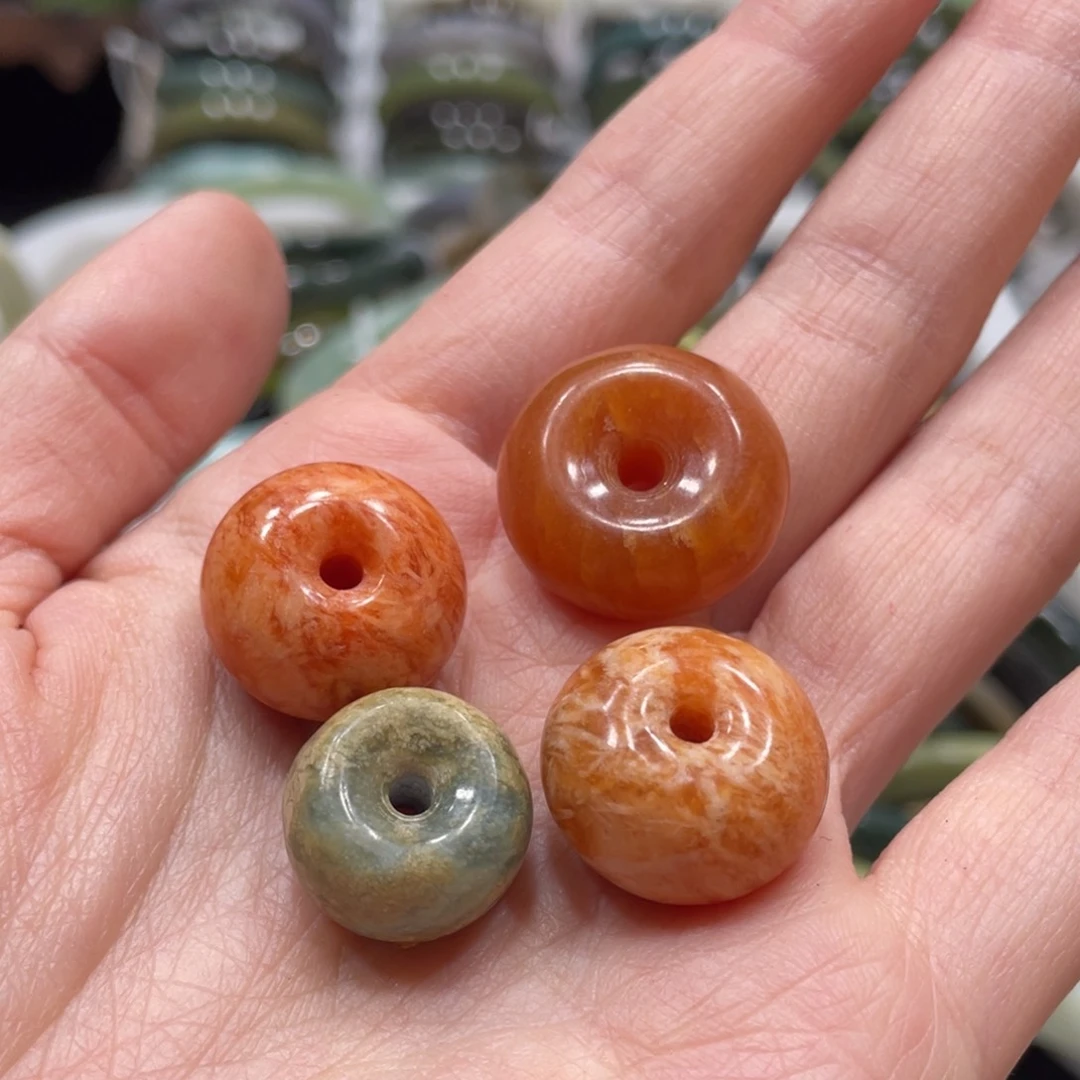 蛇纹石玉颈饰未镶嵌一起瑕