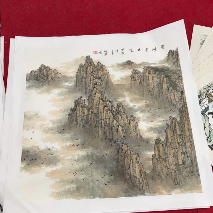 阿***伟国画花鸟等图案为一体而得