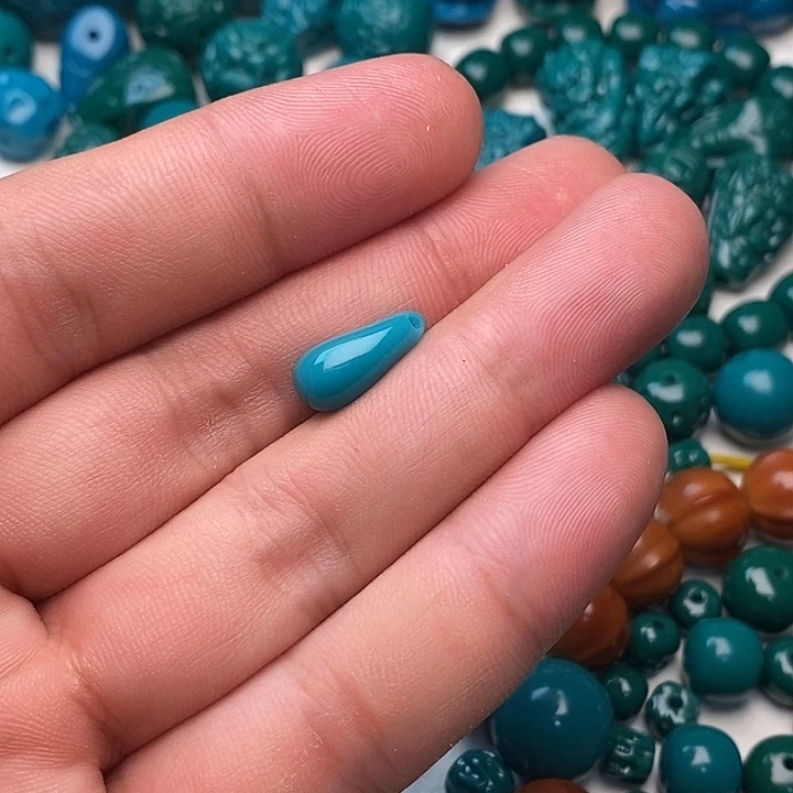C***r无非金属高瓷天空蓝小卡子