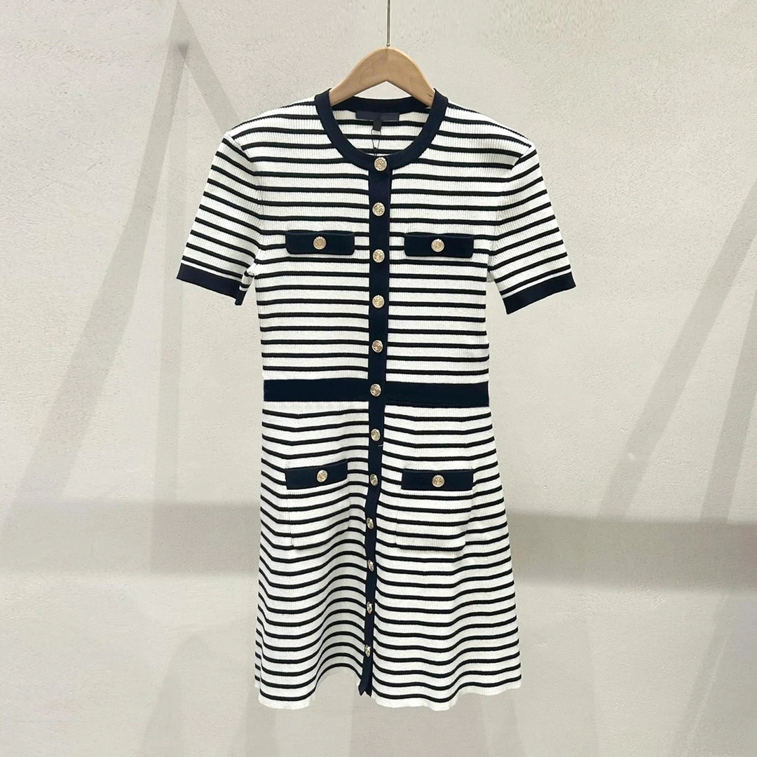 MIUMEM2025早春学院风条纹收腰针织连衣裙女SM3754