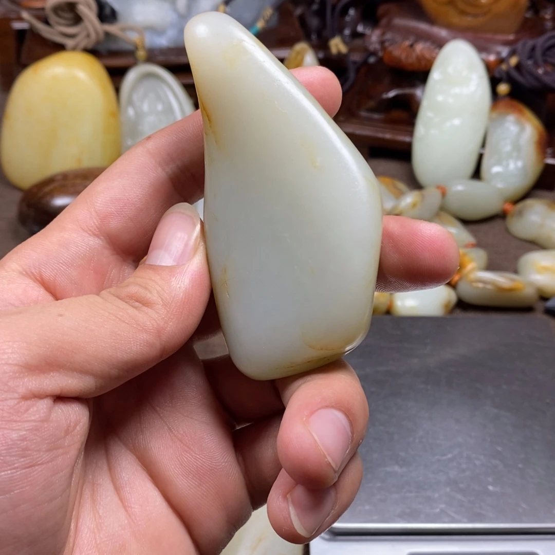 七***喜和田玉未镶嵌把件