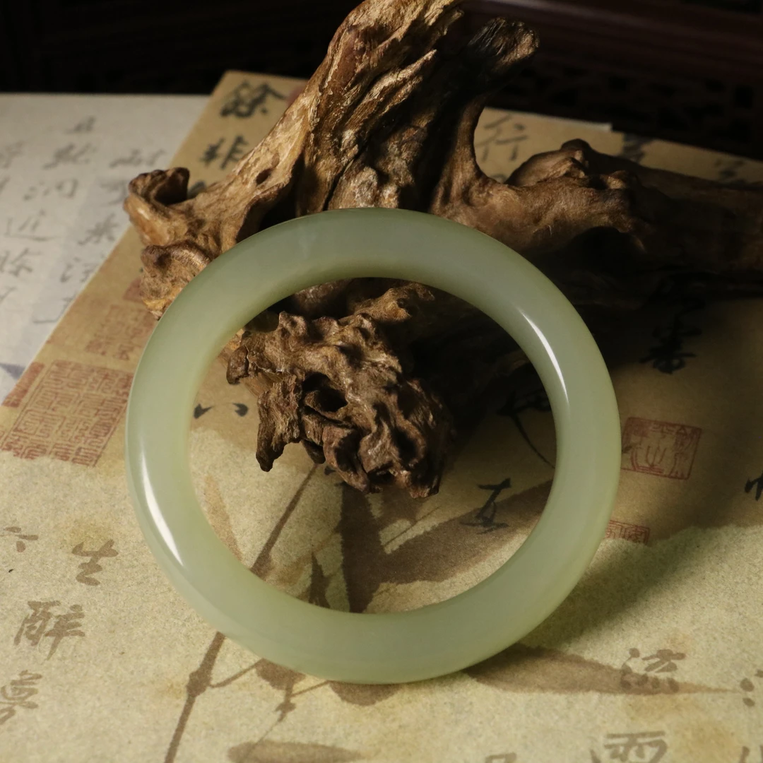 【嘉琪珠宝】天然和田玉手镯