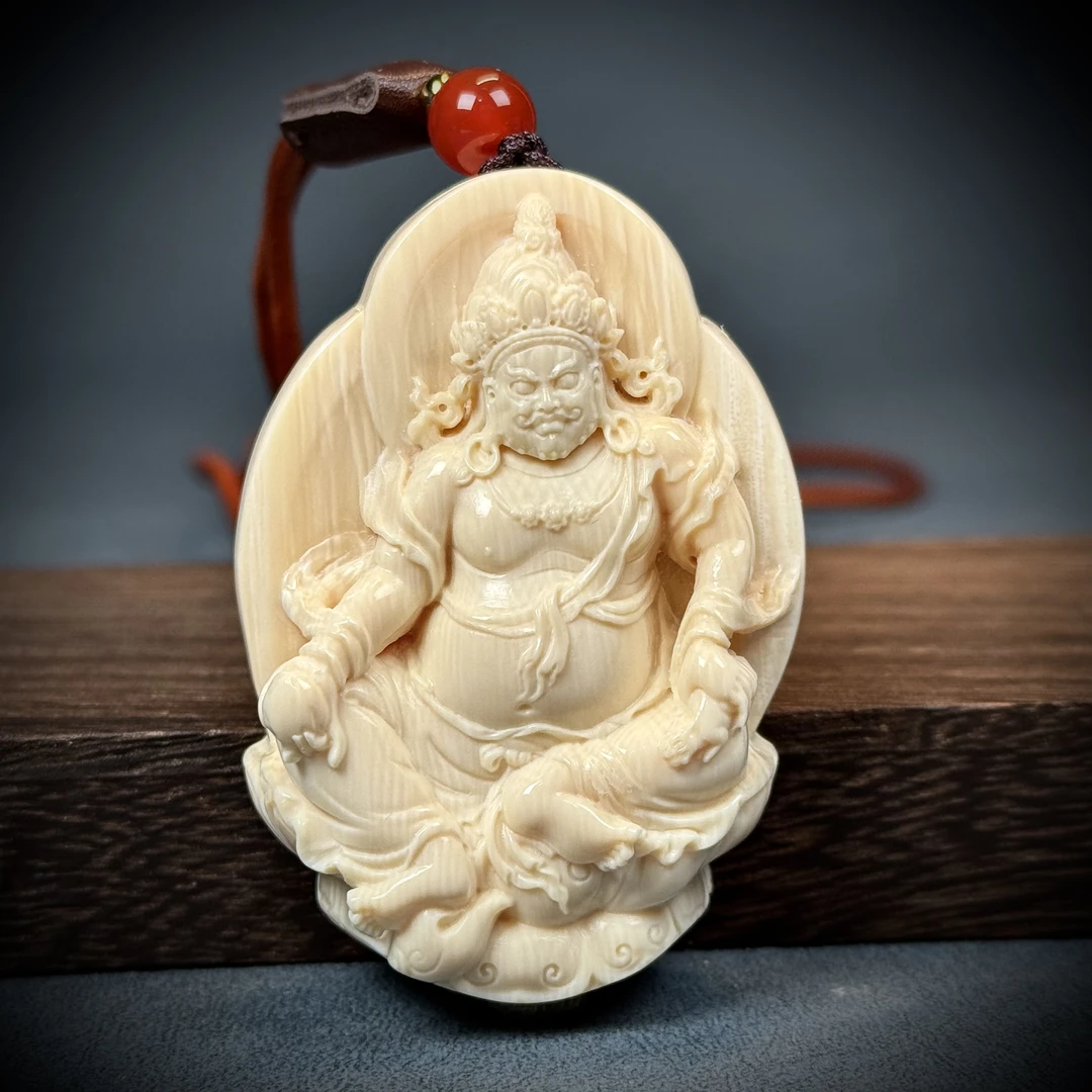 H36-29天然猛犸牙 黄财神40*60*19.5mm一物一图假一罚十