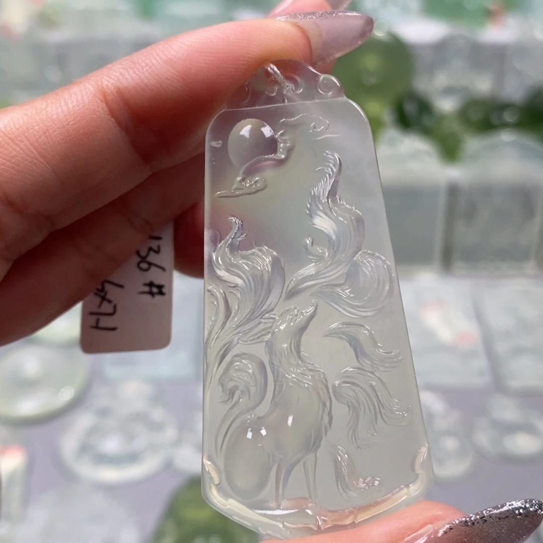 达***大未镶嵌蛇纹石玉颈饰