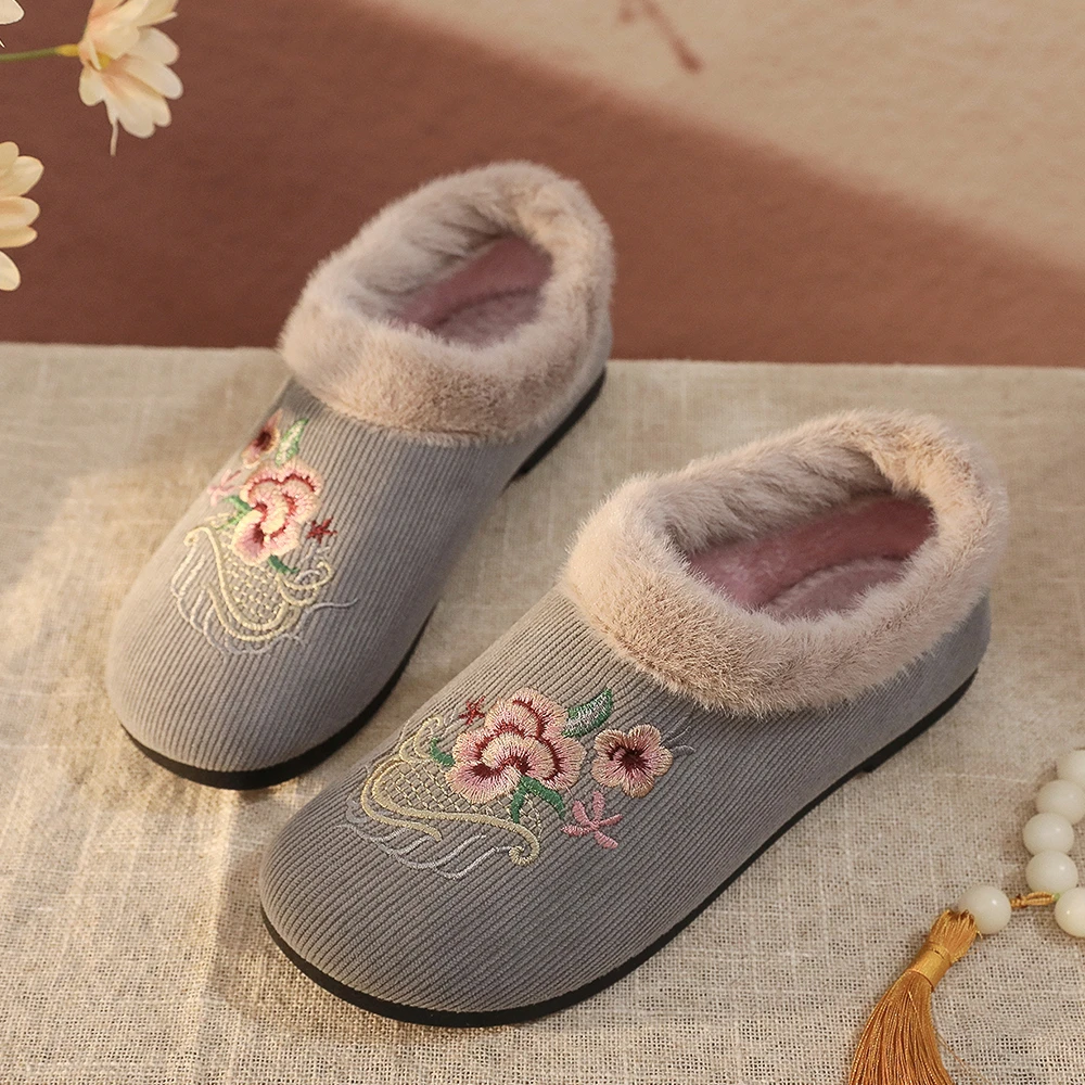 冬季老北京布鞋女棉鞋国风鞋新款绣花鞋防滑软底棉拖鞋