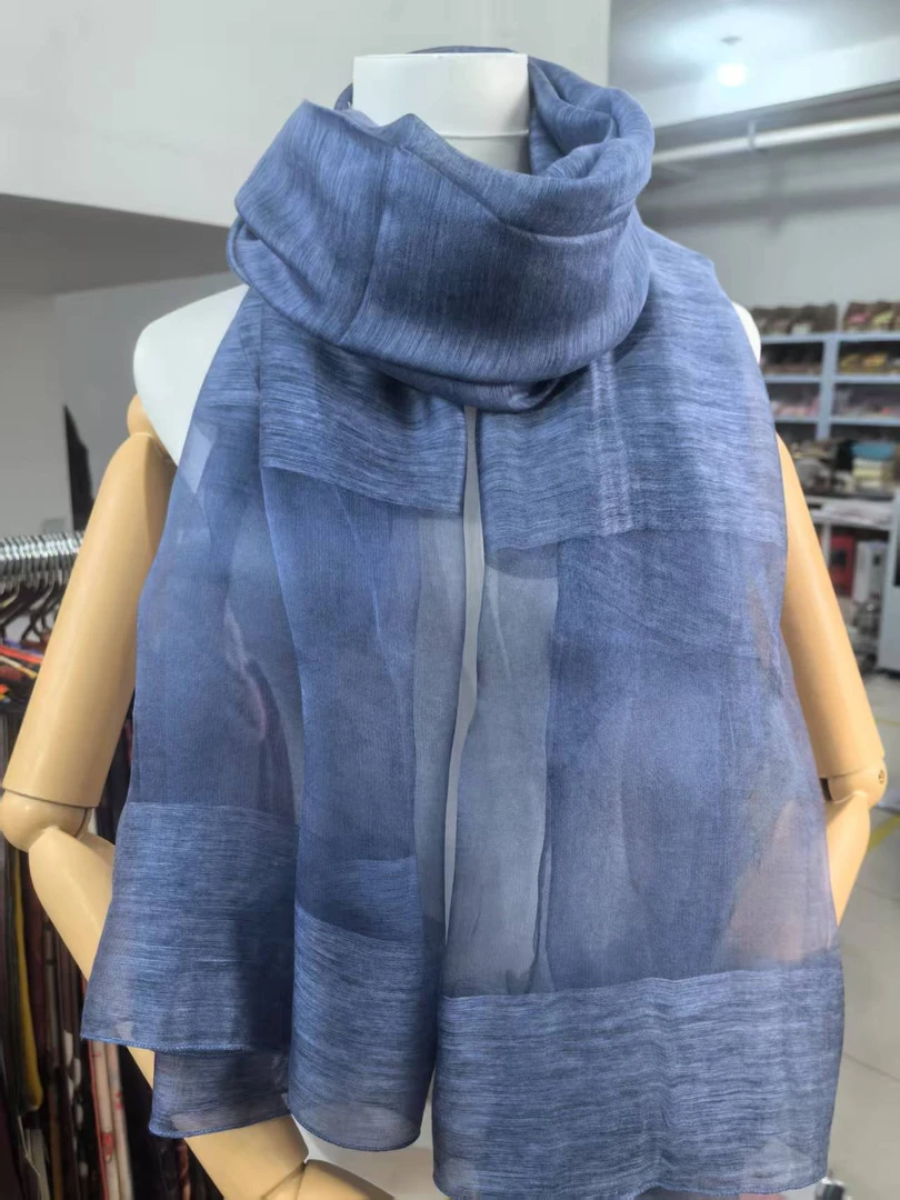 C220微瑕 蓝色扎染  桑蚕丝羊毛围巾丝巾披肩90*180