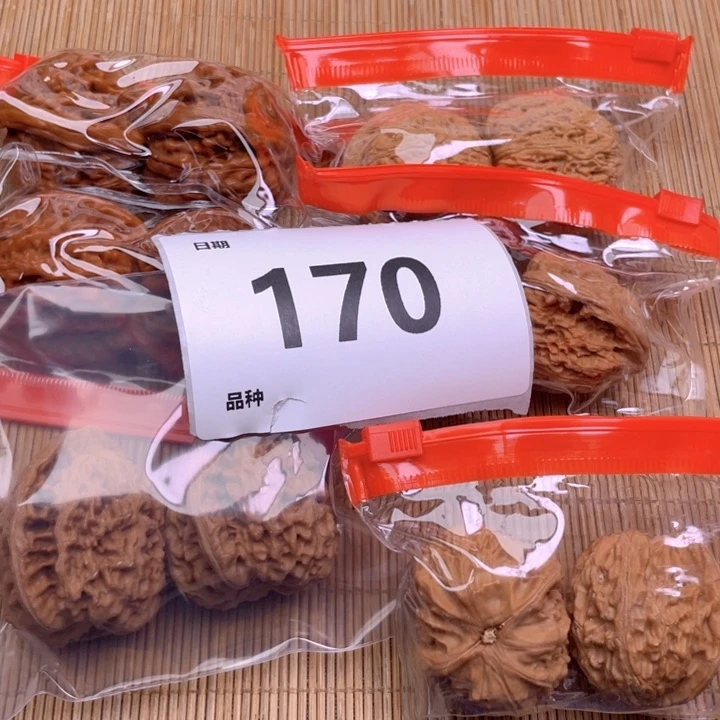 文玩核桃把件170号6对