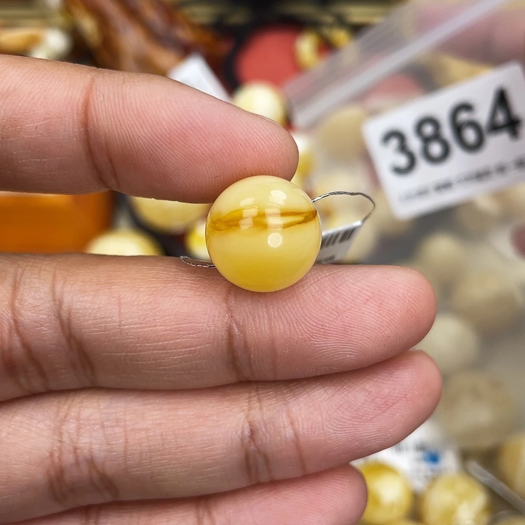 蜜蜡未镶嵌珠宝奇石14沁色一线天