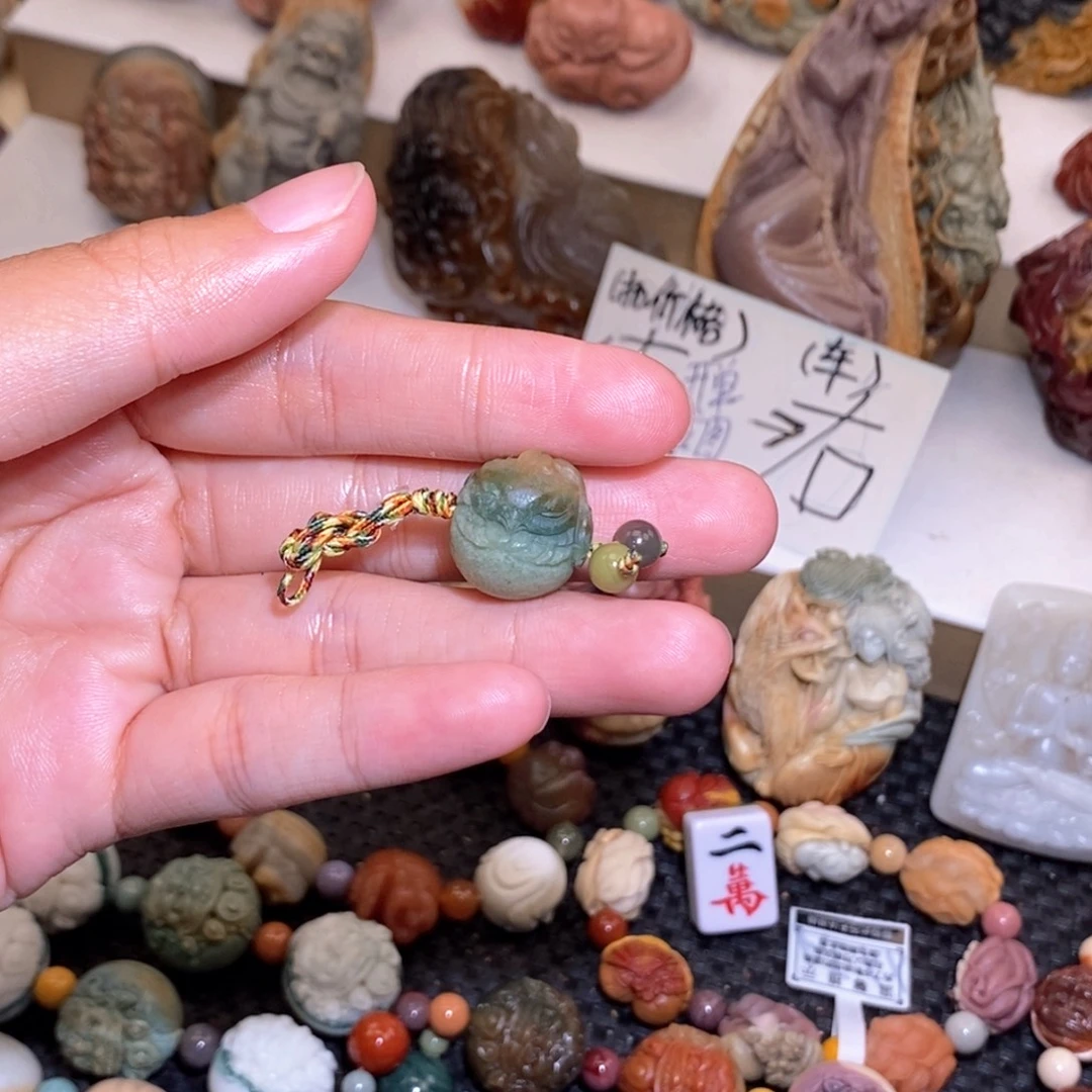 石英质玉（阿拉善玉）未镶嵌手链