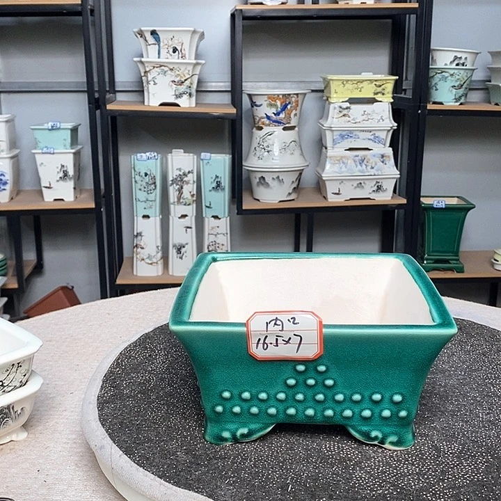 紫砂的花盆很漂亮10