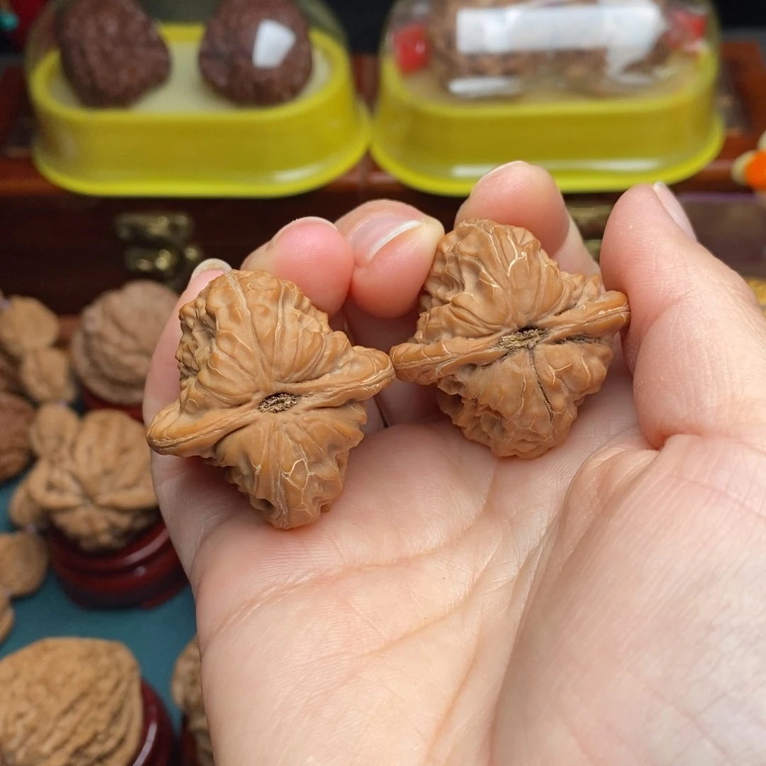 吊坠文玩核桃36白蛇骨