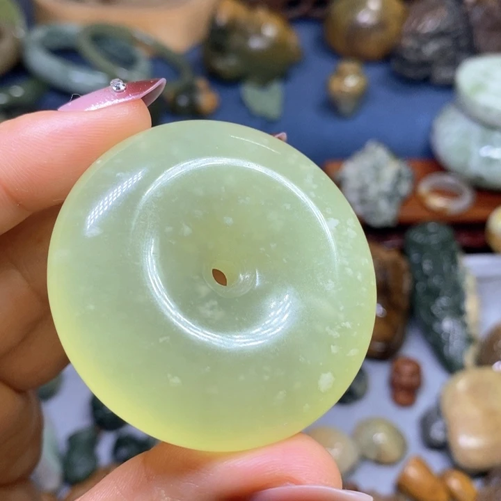 蛇纹石玉未镶嵌岫玉