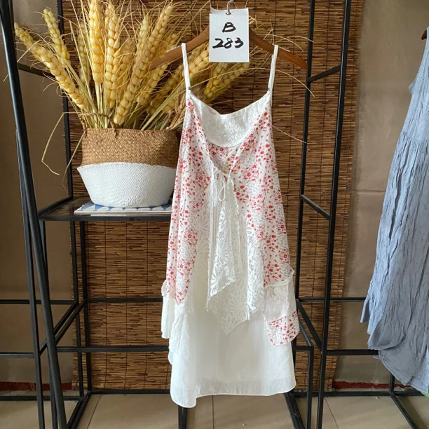 编号B283 花衣部落碎花蕾丝不规则连衣裙夏季清新吊带碎花裙