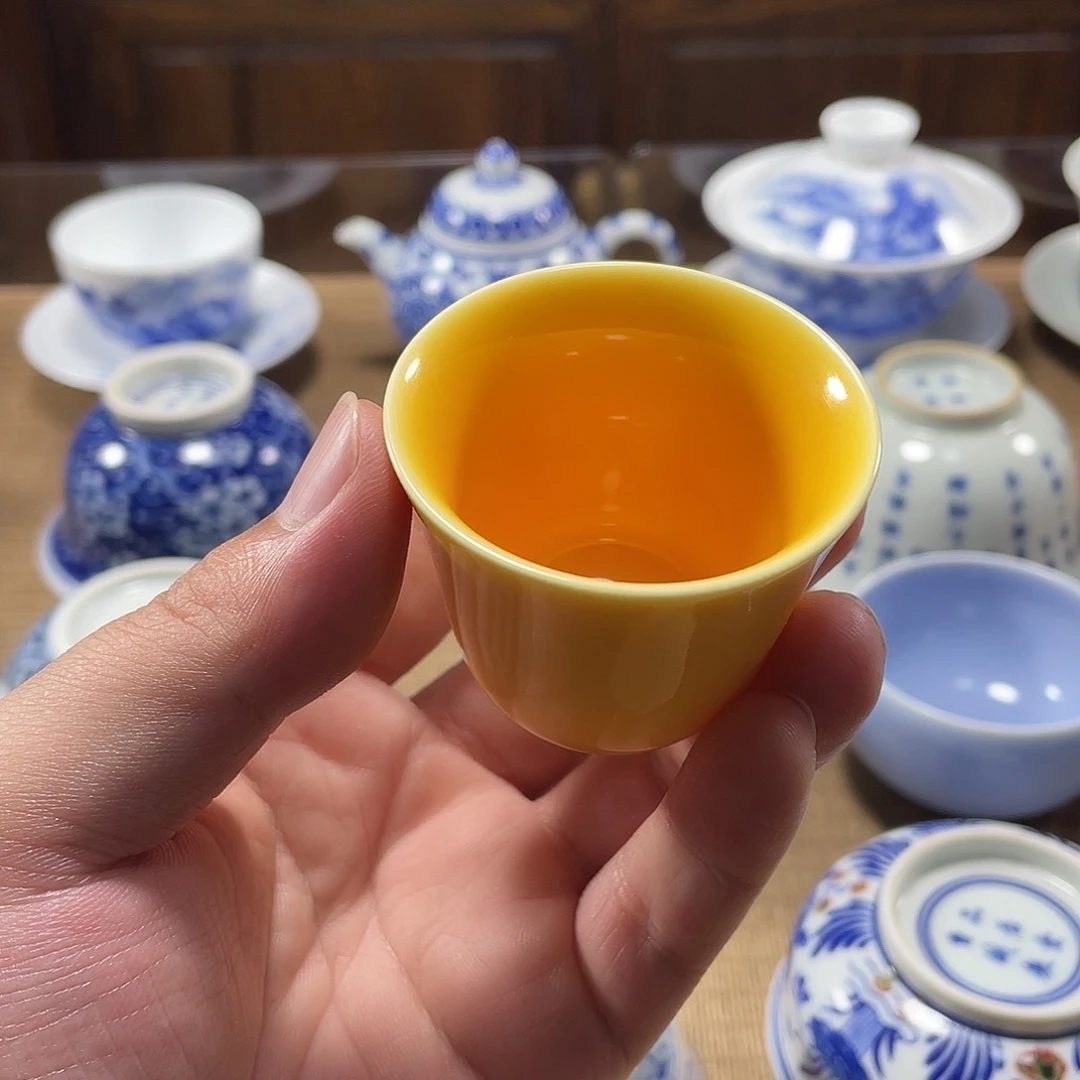 晓芳窑黄釉清泉杯