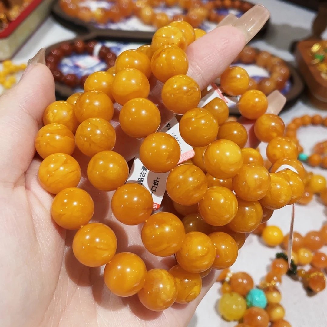 蜜蜡未镶嵌手链多样性发日子之一