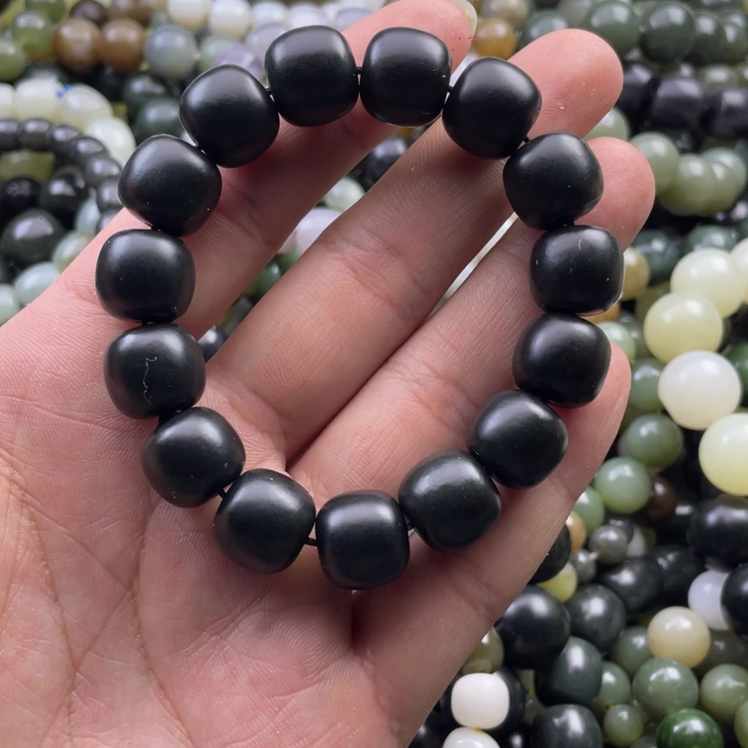 和田玉手串未镶嵌