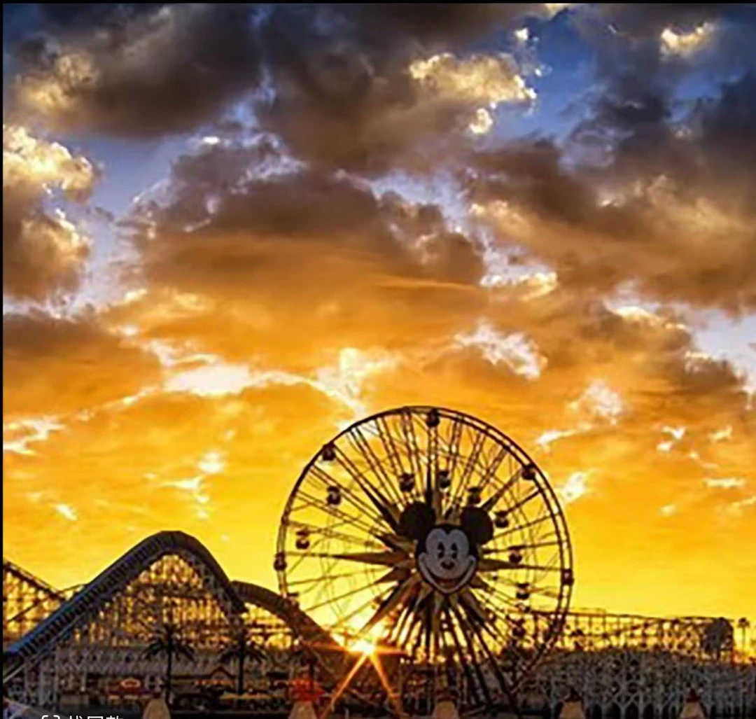 2025新春限定*【手印克家】 轻奢舒适圆领短袖 男女情侣款EV35098