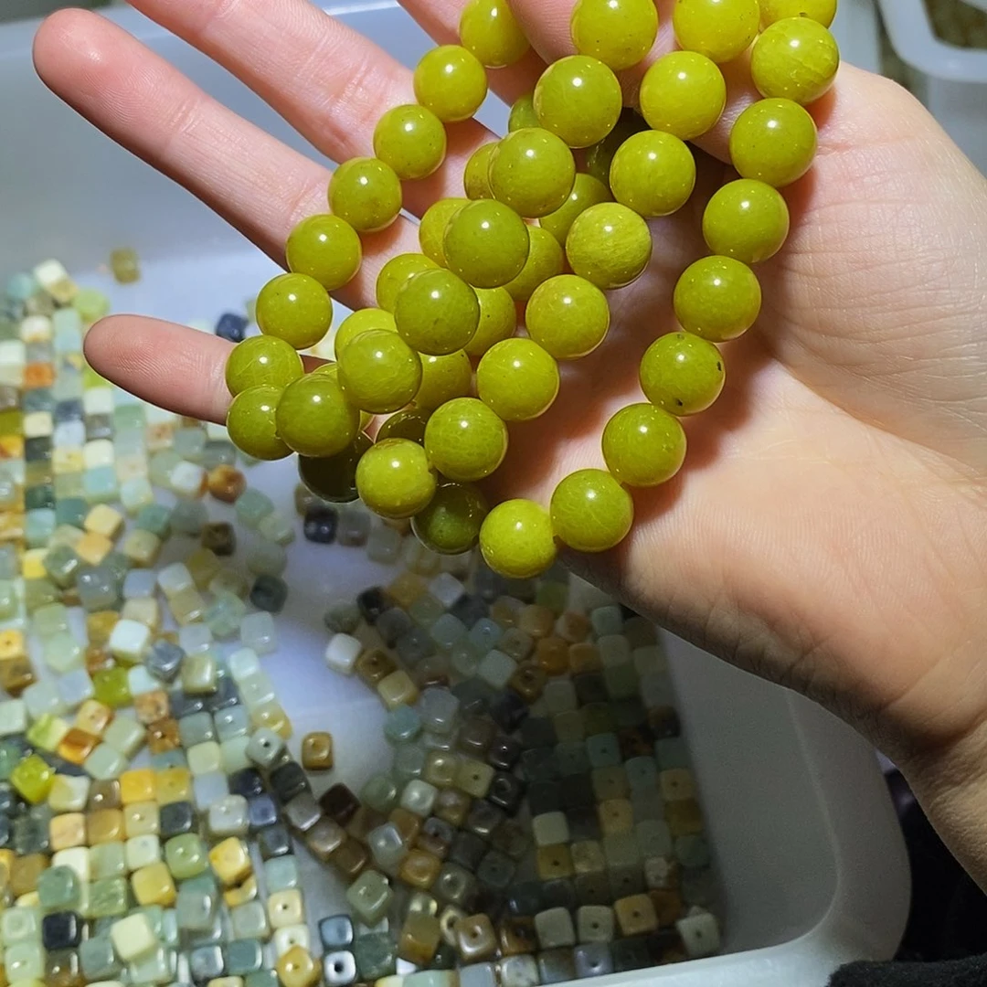 【闪购商品】蛇纹石玉其他未镶嵌96