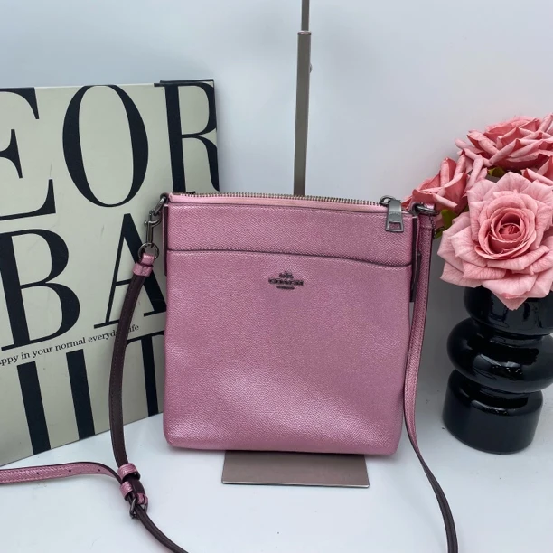 95新 COACH/蔻驰 18355 斜挎包