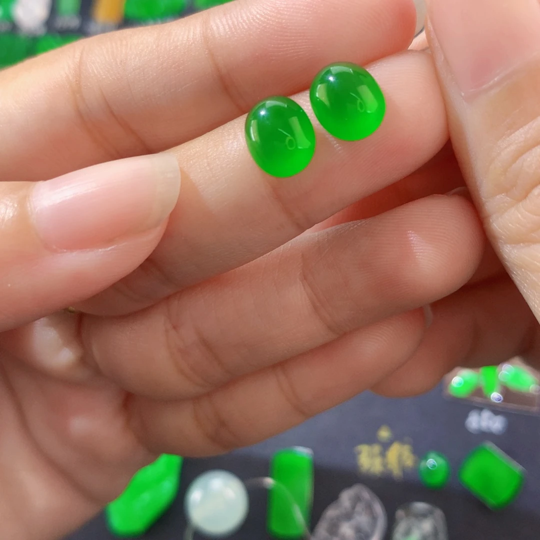 翡翠未镶嵌颈饰毕业款绿蛋2