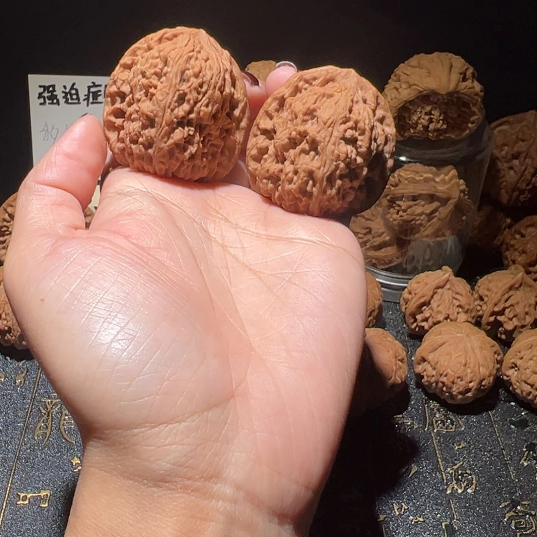 文玩核桃吊坠南疆40手把件268