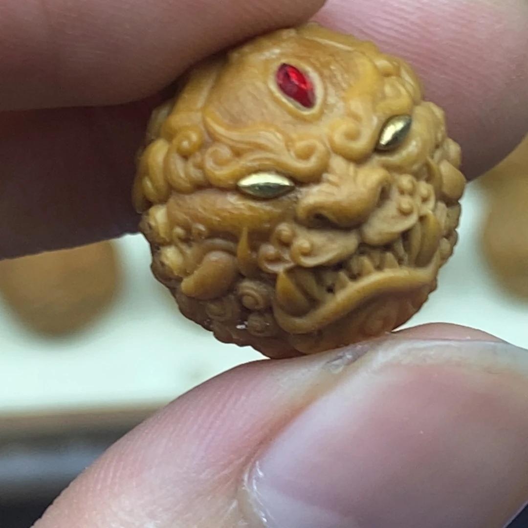 吊坠猴头核桃万福唐狮