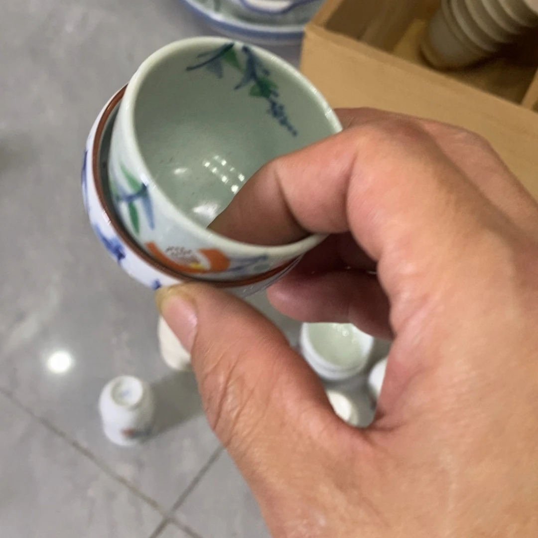 王***柔瓷片一切就变淡一些我想我