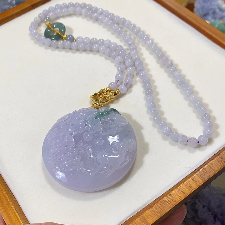 翡翠未镶嵌颈饰翡翠吊坠
