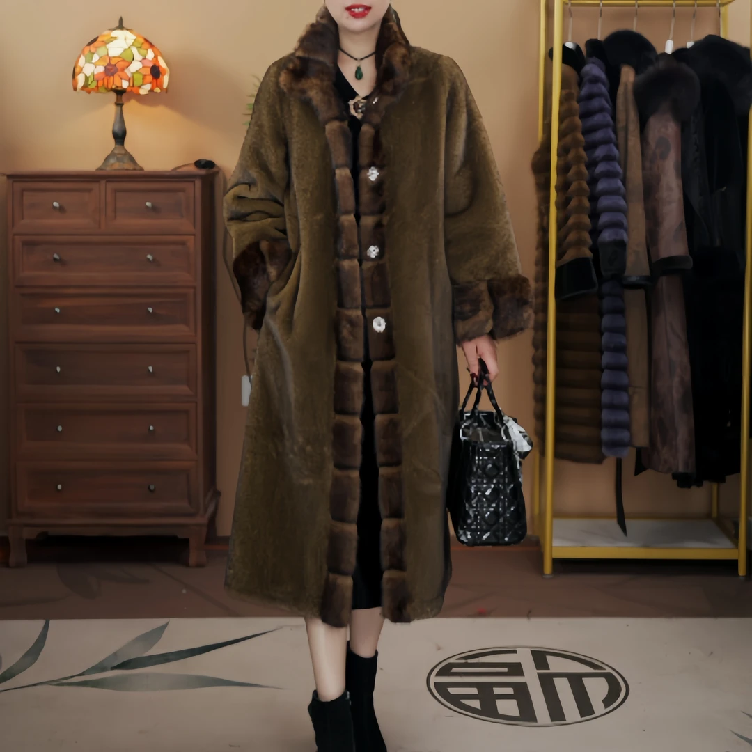 「红人上新」2024冬季海宁新款高端时尚女士加厚保暖外套 9117