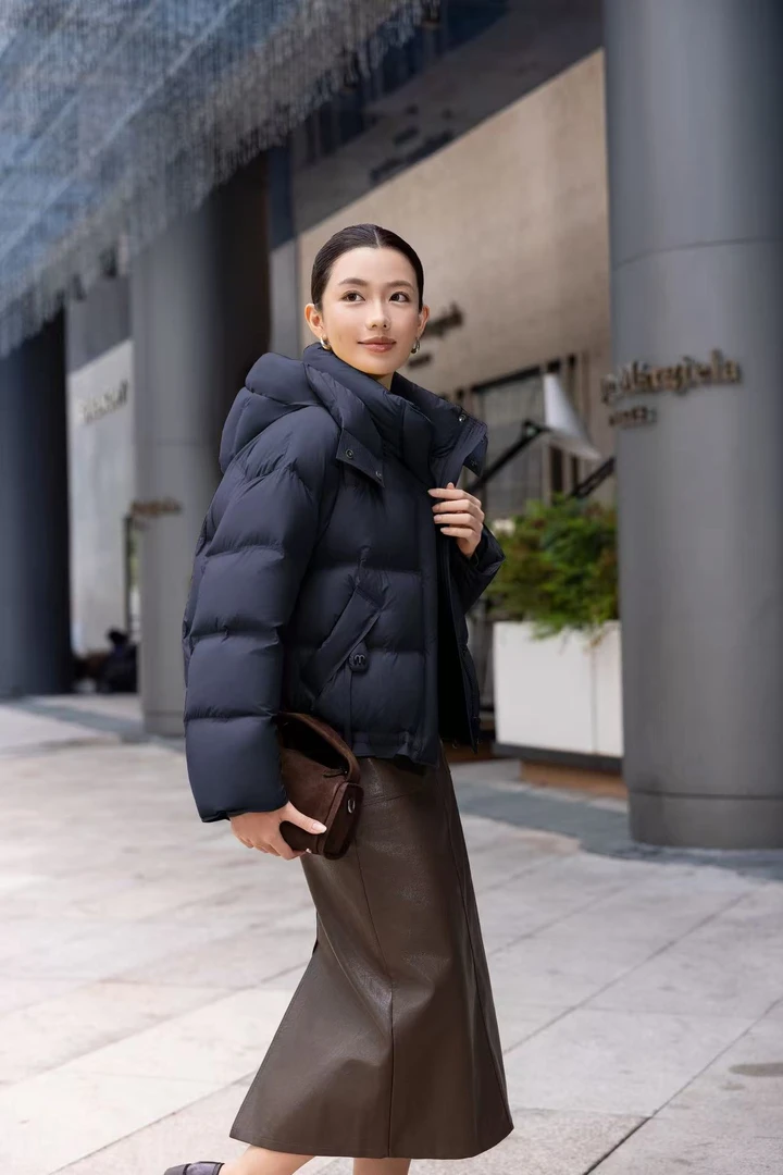 妮子严选冬季新款时尚百搭90绒羽绒服611