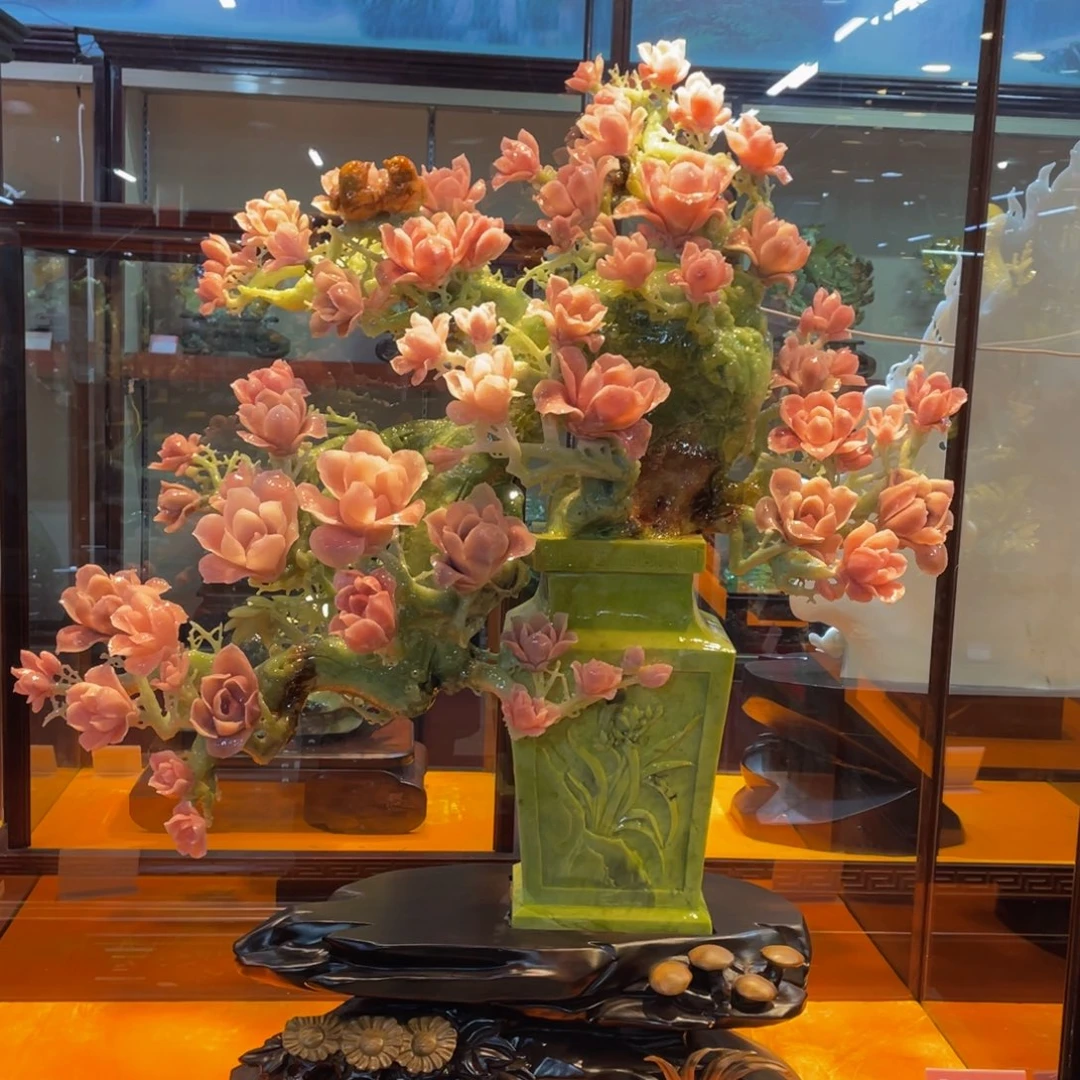 蛇纹石玉未镶嵌摆件