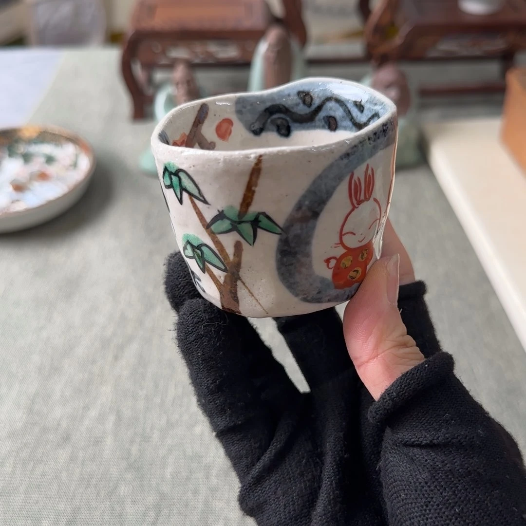 藏品丰富多彩的生活